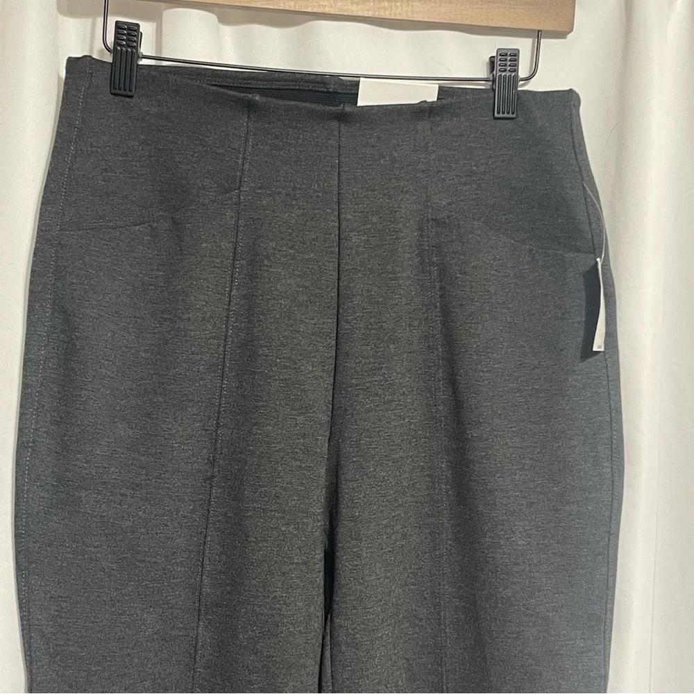 Old Navy Women's Dark Gray Pull On Pants, Extra High-Waisted, Ultra Comfortable.